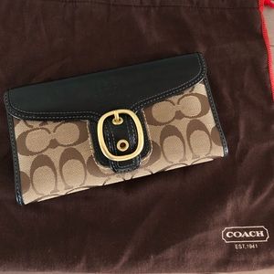 Coach Legacy Checkbook Wallet